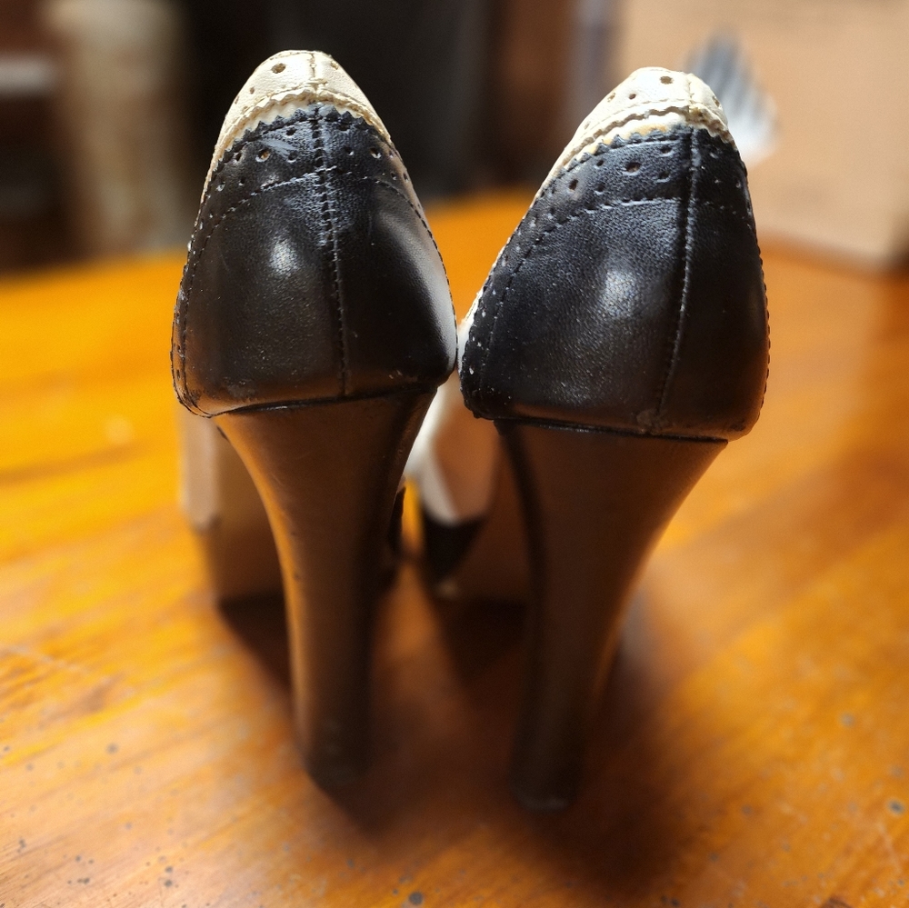 LC Heels